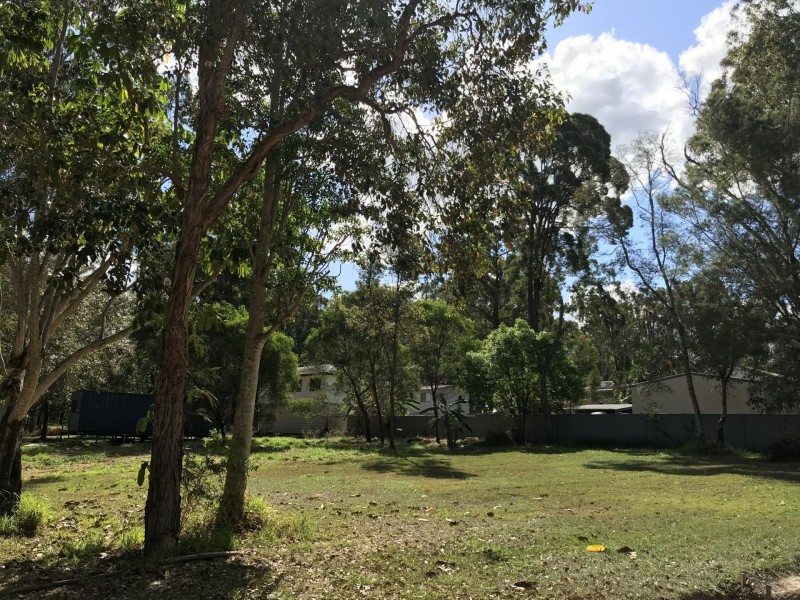 19 Sandpiper Parade, Macleay Island QLD 4184