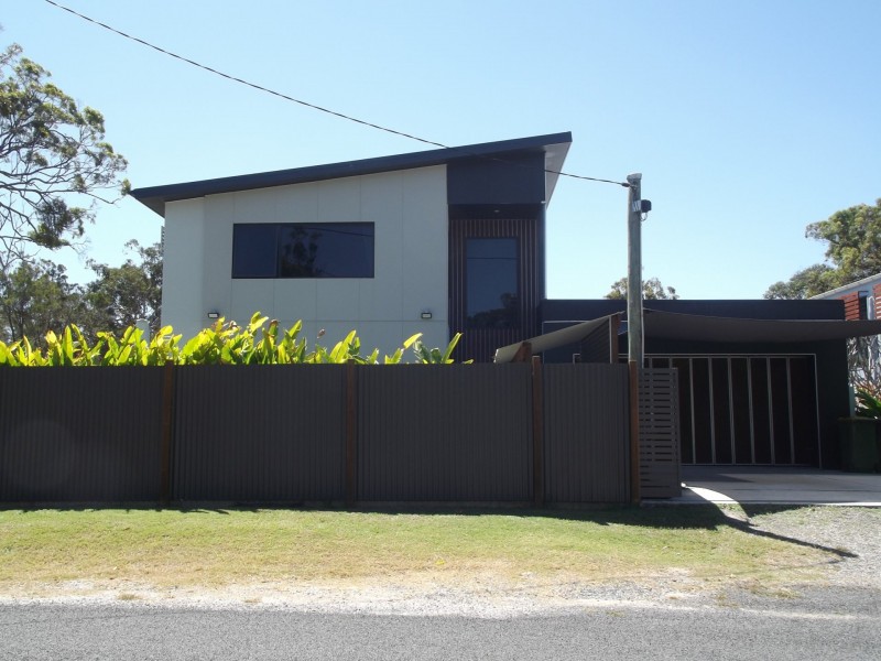 19 Leanne Street, Macleay Island QLD 4184