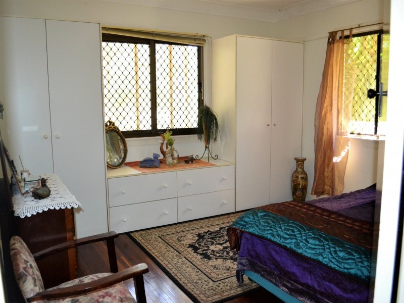 2 Kalara Street, Macleay Island QLD 4184