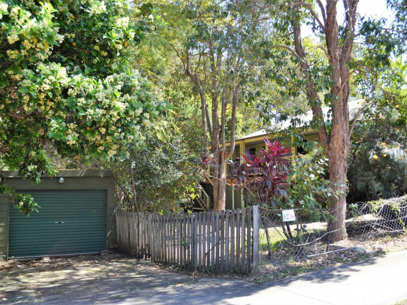 2 Kalara Street, Macleay Island QLD 4184