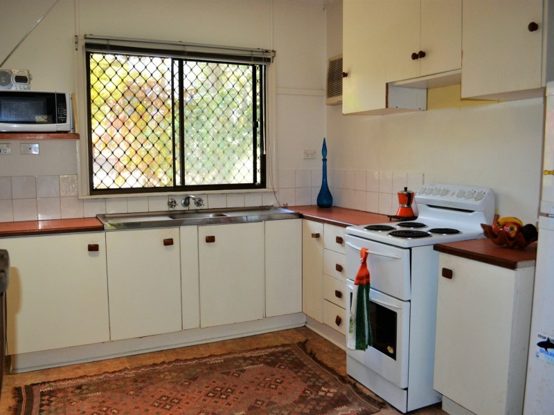 2 Kalara Street, Macleay Island QLD 4184