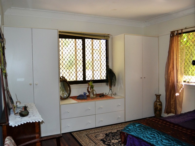 2 Kalara Street, Macleay Island QLD 4184