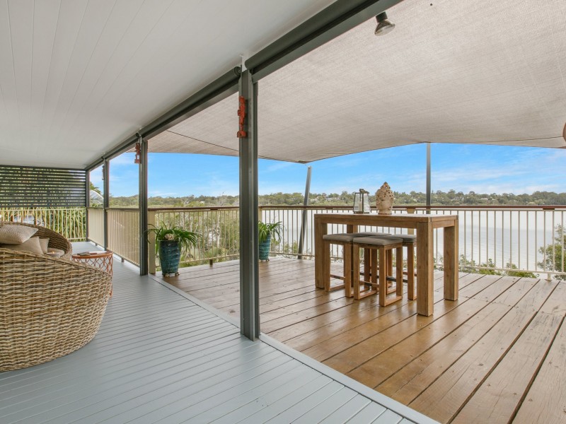 22 Calm Waters Crescent, Macleay Island QLD 4184