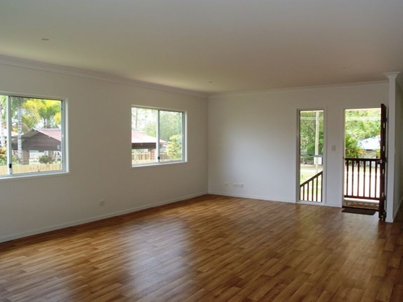 15 Mango Crescent, Macleay Island QLD 4184