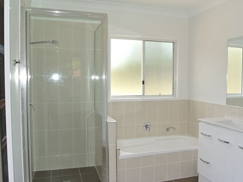 15 Mango Crescent, Macleay Island QLD 4184