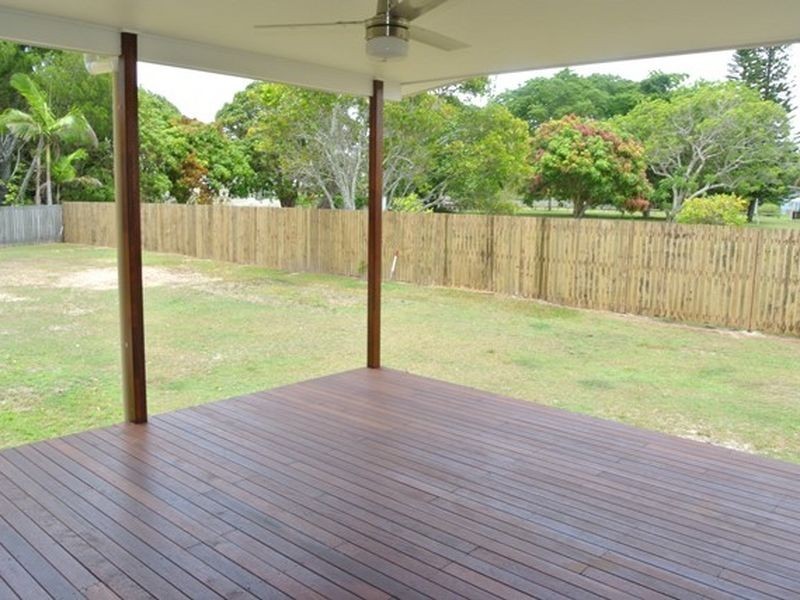 15 Mango Crescent, Macleay Island QLD 4184