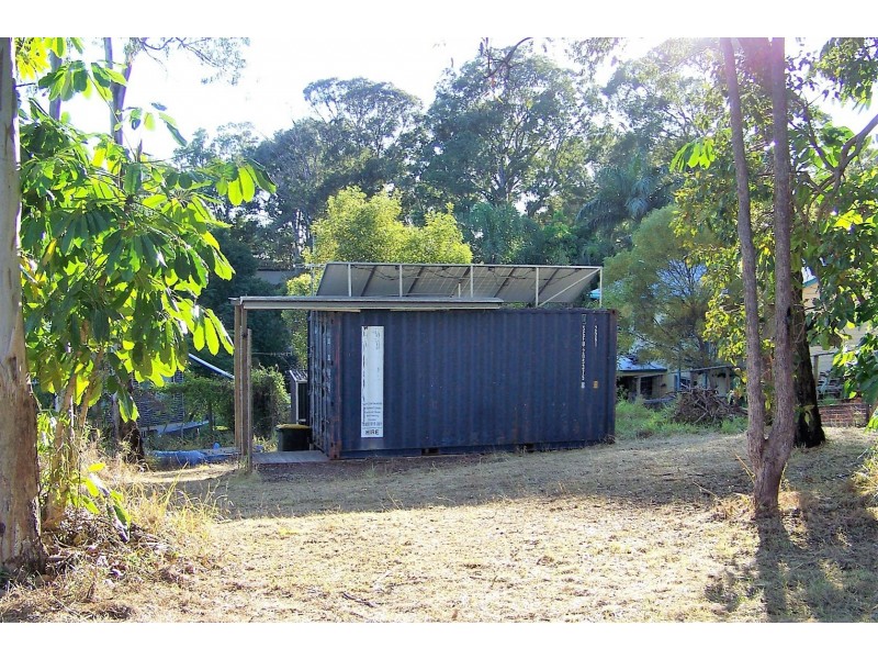 41 HALCYON ST, Lamb Island QLD 4184