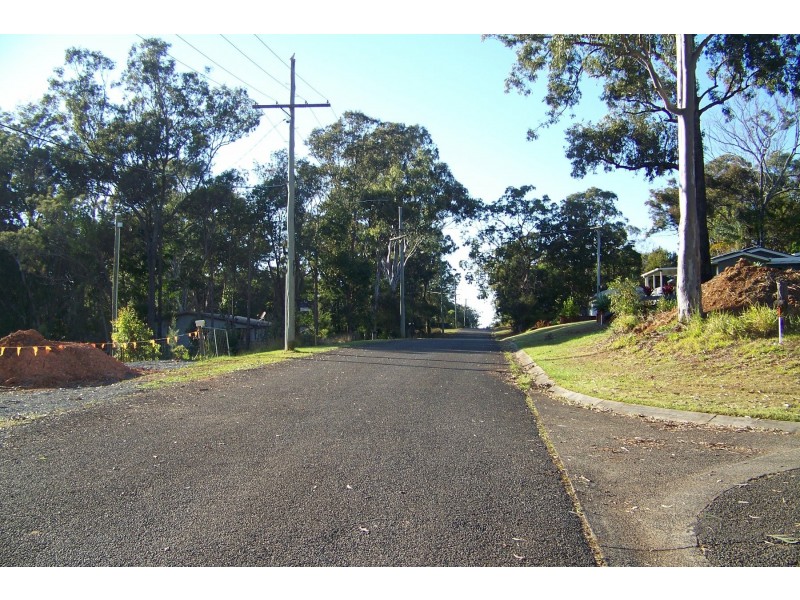 41 HALCYON ST, Lamb Island QLD 4184