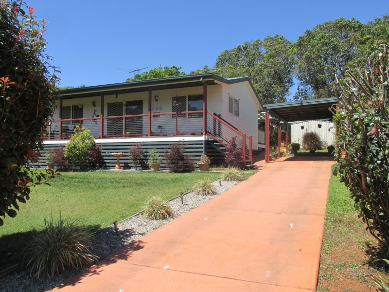 22 Francis Rd, Macleay Island QLD 4184