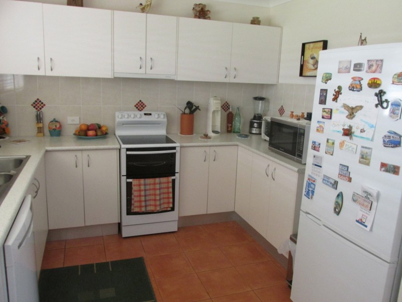 22 Francis Rd, Macleay Island QLD 4184