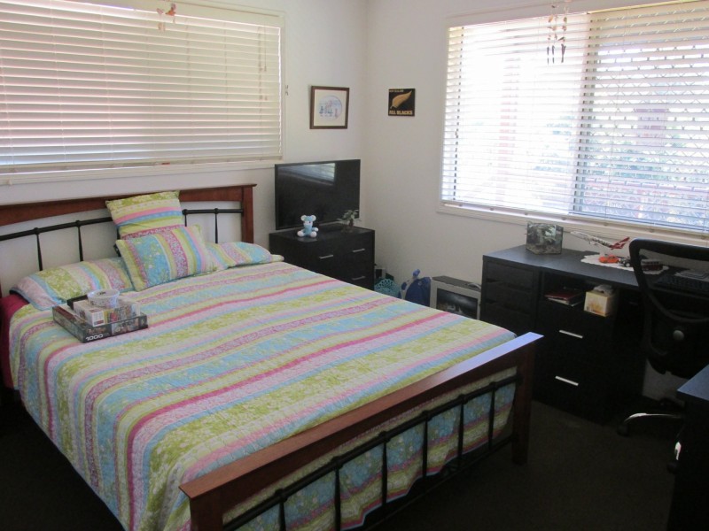 22 Francis Rd, Macleay Island QLD 4184