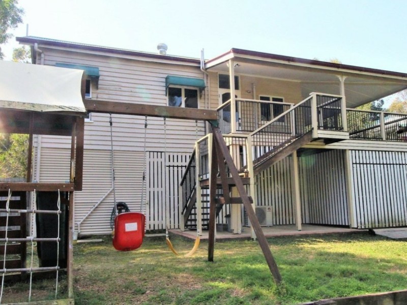 42 Wirralee Street, Macleay Island QLD 4184