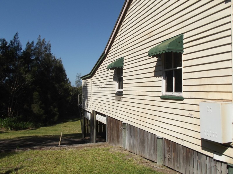 33 Jan Street, Macleay Island QLD 4184