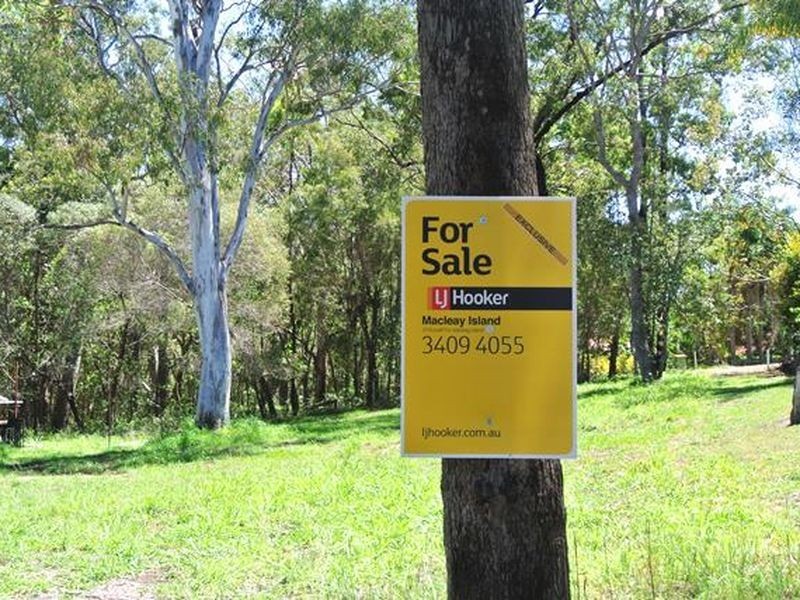 32 Beelong St, Macleay Island QLD 4184