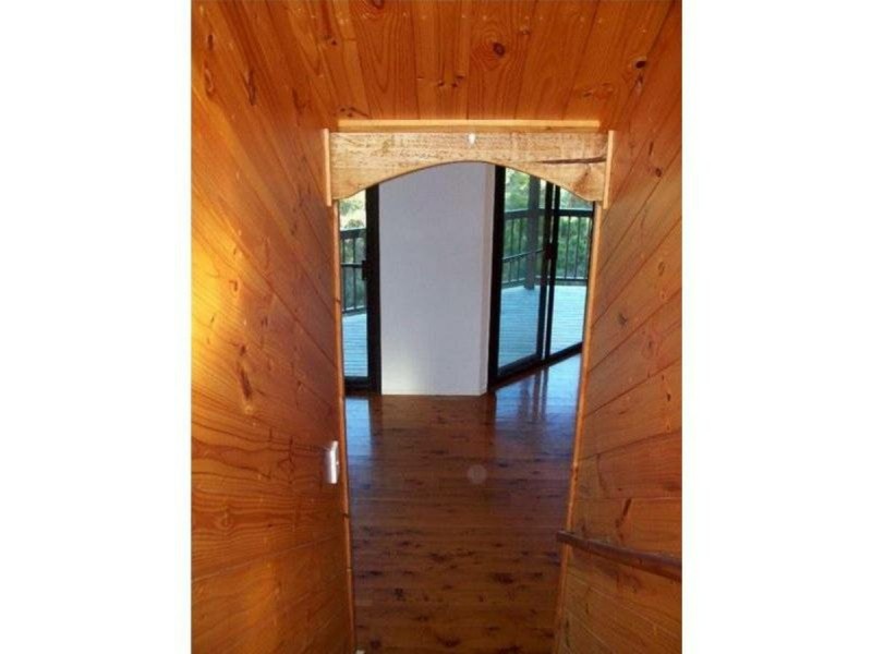 22 Deviot Street, Macleay Island QLD 4184