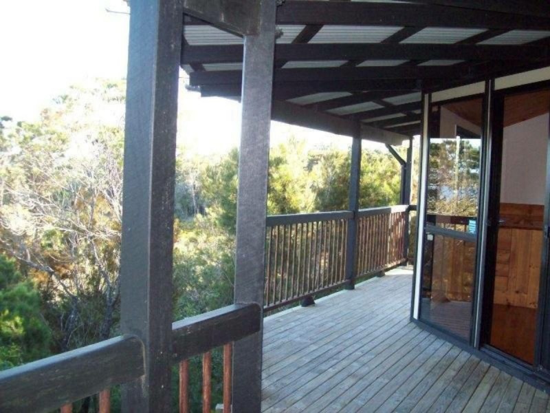 22 Deviot Street, Macleay Island QLD 4184