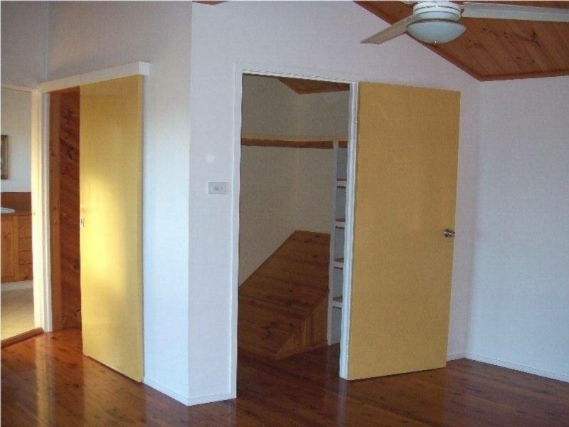 22 Deviot Street, Macleay Island QLD 4184