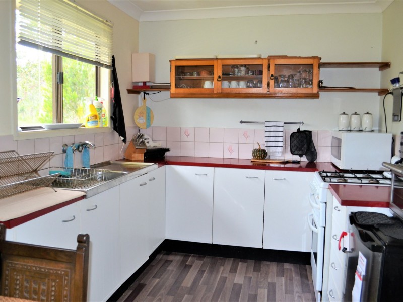 42 Barramundi Street, Macleay Island QLD 4184