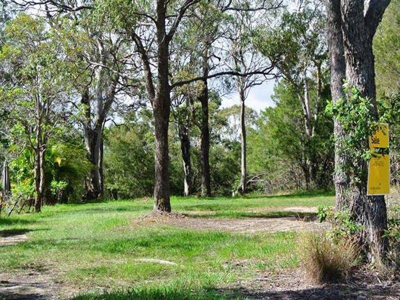 40 Scotts Road, Macleay Island QLD 4184