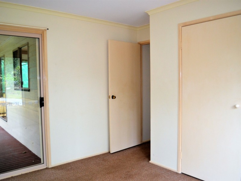 18 Nugent Street, Macleay Island QLD 4184