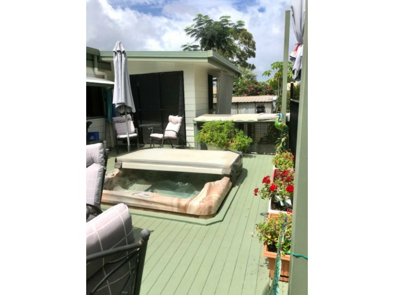 6 Sunset Strip, Karragarra Island QLD 4184