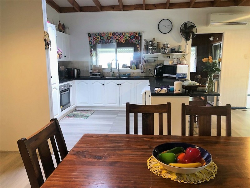 6 Sunset Strip, Karragarra Island QLD 4184