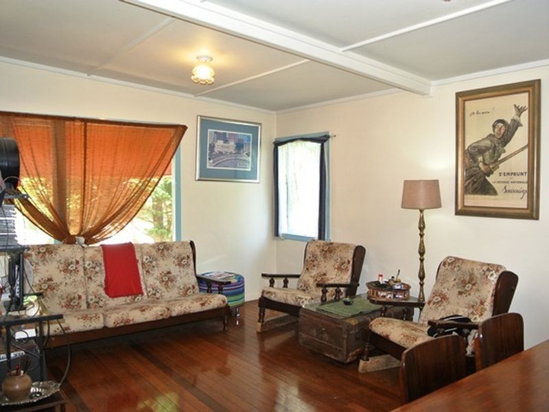 8 Ibis Street, Macleay Island QLD 4184