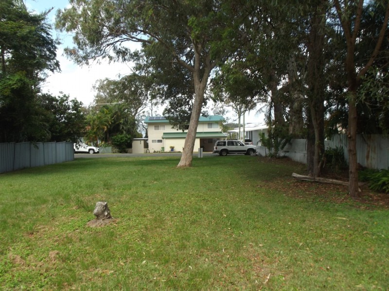 24 Jan Street, Macleay Island QLD 4184