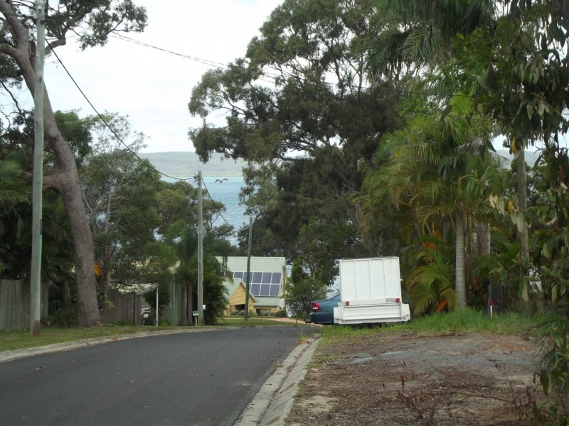 26 Oomool Street, Macleay Island QLD 4184