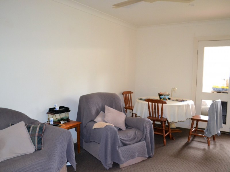 3 Parakeet Street, Macleay Island QLD 4184