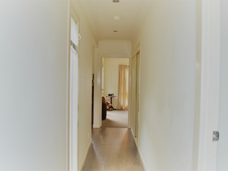 3 Parakeet Street, Macleay Island QLD 4184