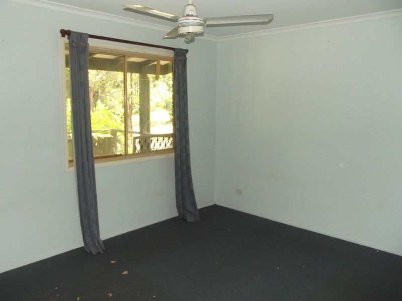 4 Orion Street, Macleay Island QLD 4184