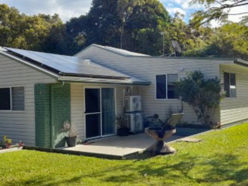 13-15 PIER HAVEN, Lamb Island QLD 4184