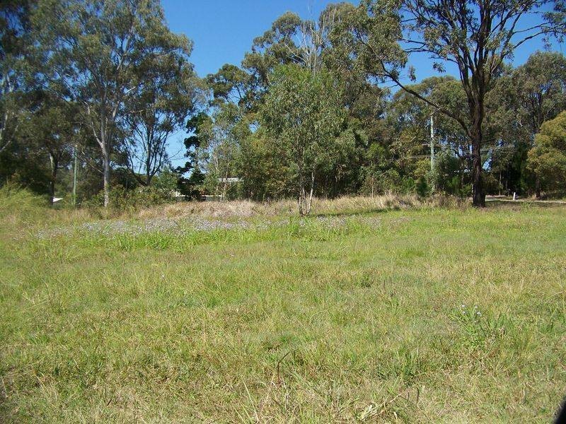 10 Ray Street, Macleay Island QLD 4184