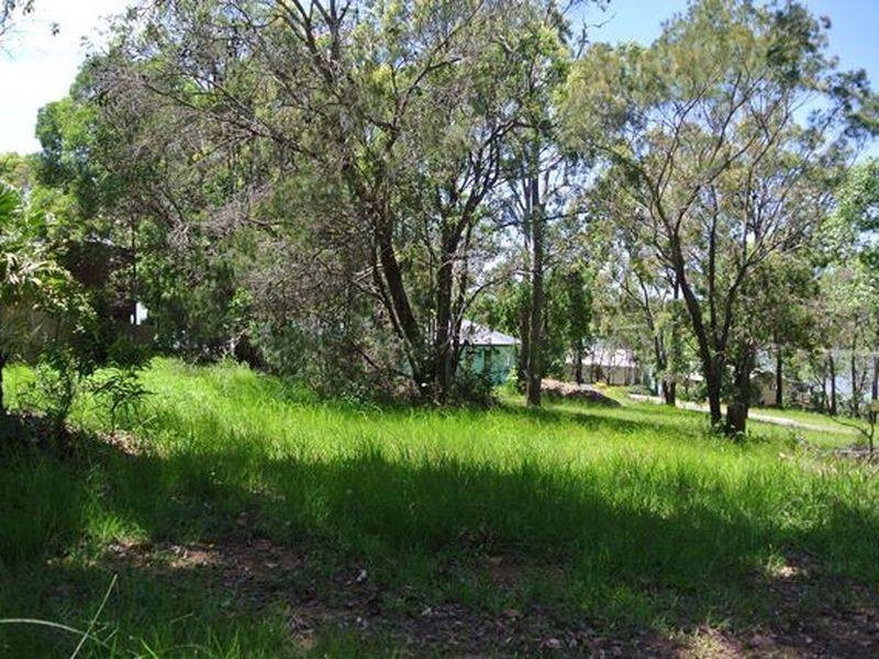10 Ray Street, Macleay Island QLD 4184