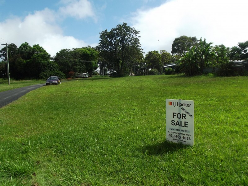 18 Betty Street, Macleay Island QLD 4184
