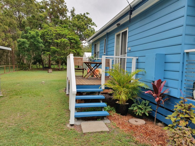 18 Undine Street, Macleay Island QLD 4184