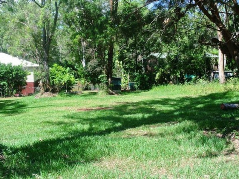 117 Western Road, Macleay Island QLD 4184