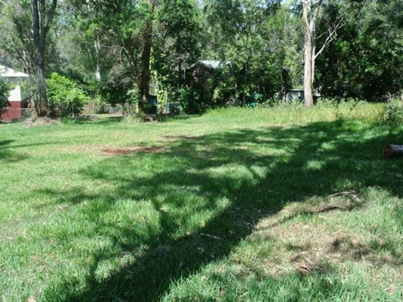 117 Western Road, Macleay Island QLD 4184