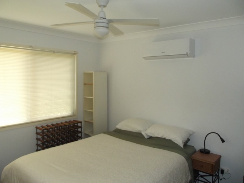 15 Francis Road, Macleay Island QLD 4184