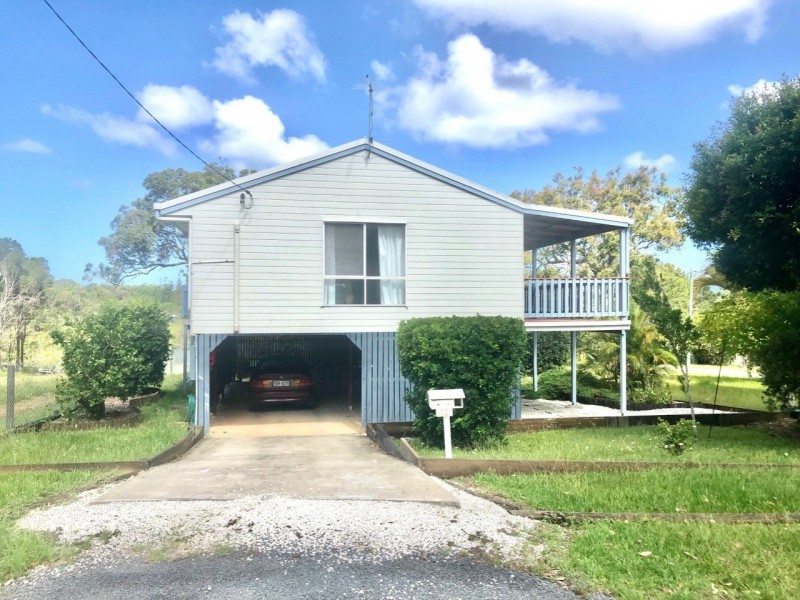 12 Camena Street, Macleay Island QLD 4184