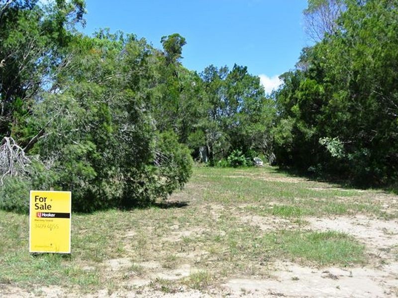 8 Pelican Street, Macleay Island QLD 4184