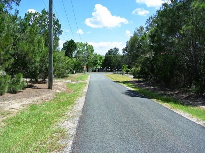 8 Pelican Street, Macleay Island QLD 4184