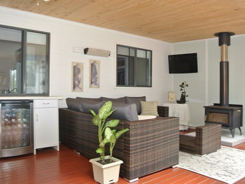 15 Sentosa Terrace, Macleay Island QLD 4184