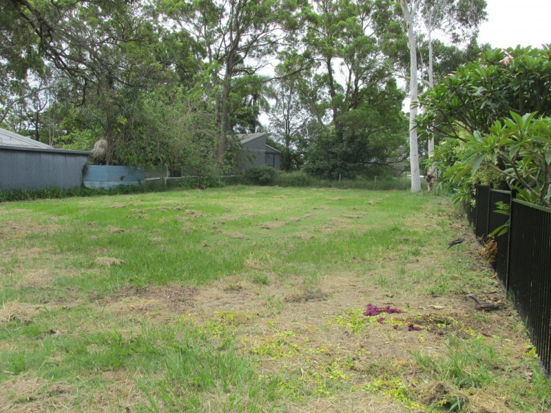 9 Robin Street, Macleay Island QLD 4184