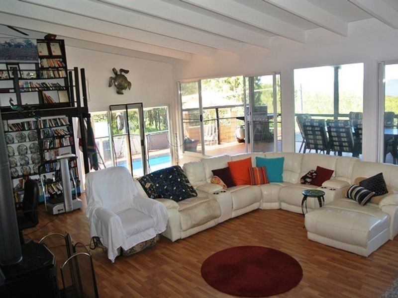 10 Kilto Lane, Macleay Island QLD 4184