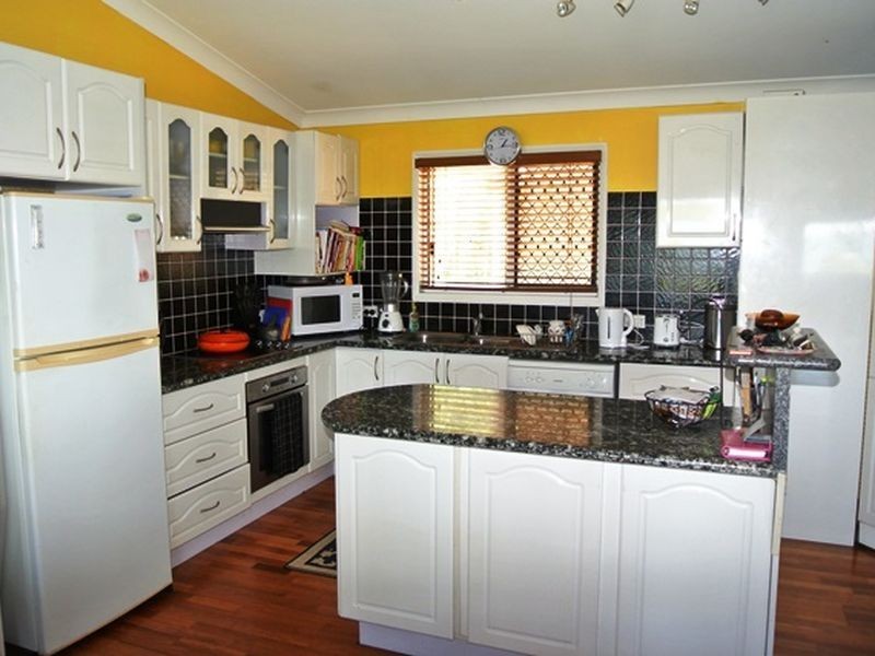 10 Kilto Lane, Macleay Island QLD 4184