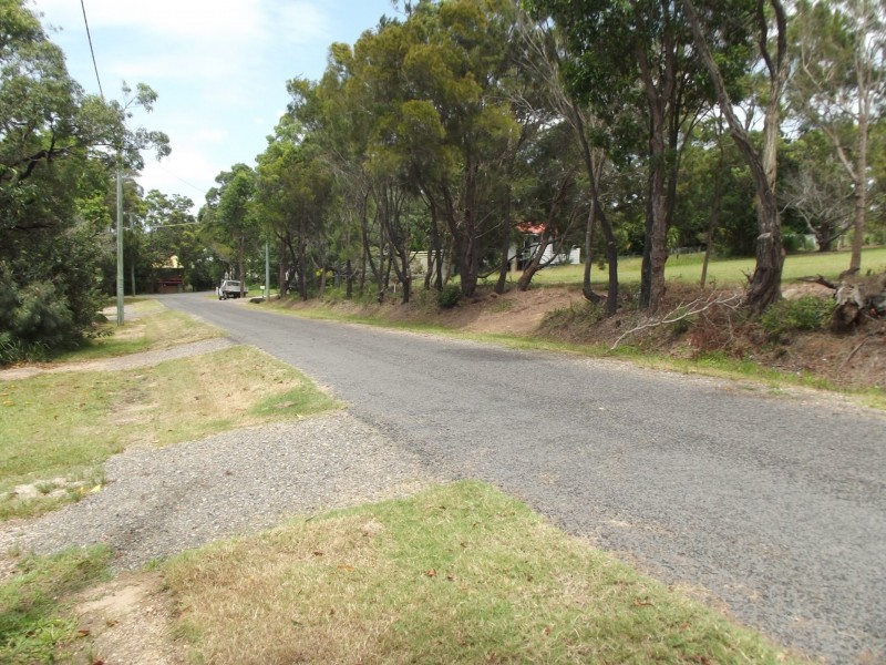 10 Ashton Street, Macleay Island QLD 4184