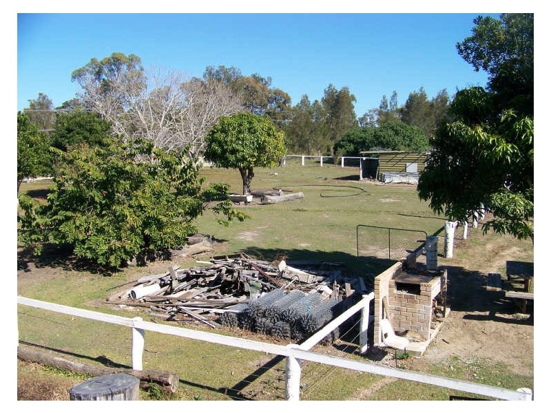 19-27 Cressy Street, Macleay Island QLD 4184