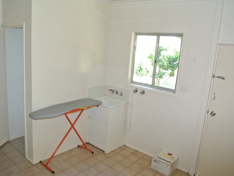 2 Alexander Street, Macleay Island QLD 4184